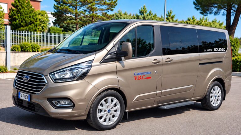 Ford Tourneo Custom 9 posti a noleggio - Carrozzeria VBC